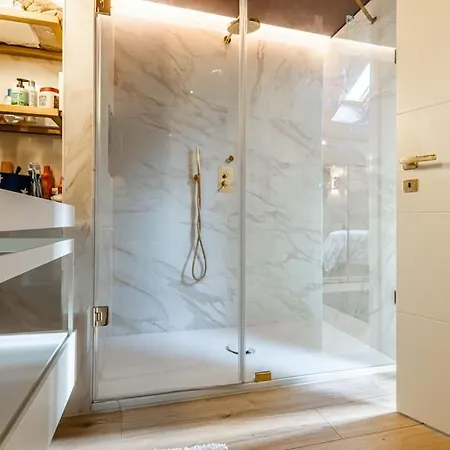 2 Floor Near Duomo Appartement